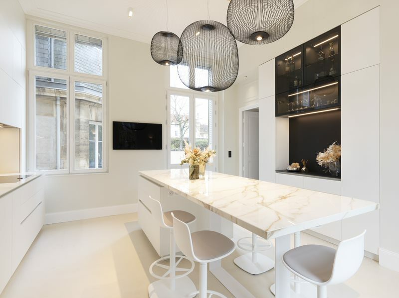 zm_0480-206 white quartzite